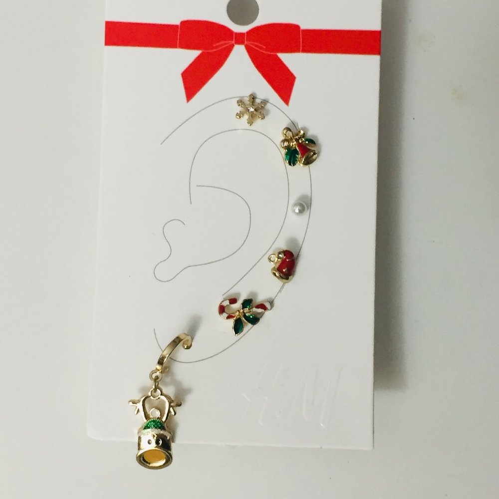 NWT Xmas H&M 6 Earrings Holiday Gold - Reindeer Mistletoe Snowflake Christmas